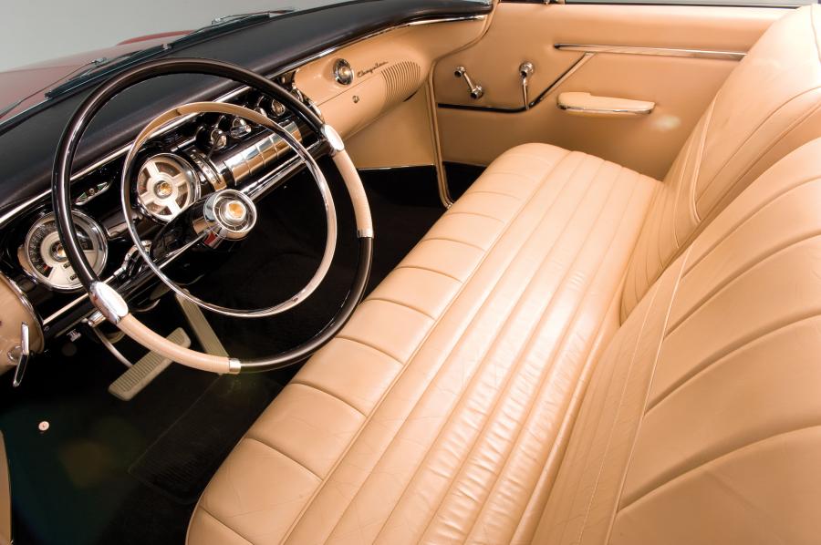 Интерьер Chrysler C-300 1955 года  (фото 37 из 98)